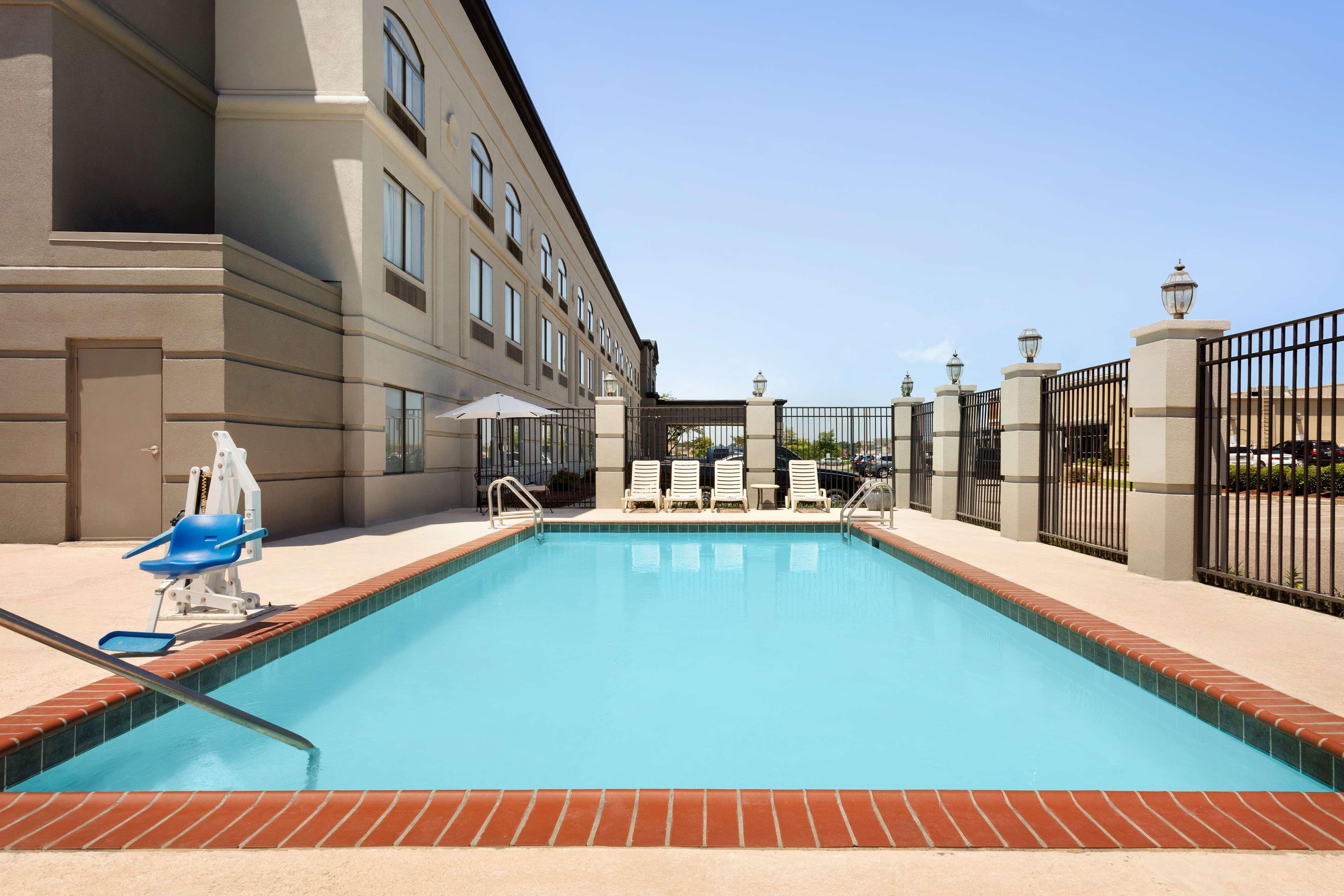 Country Inn & Suites By Radisson, Wolfchase-Memphis, Tn Екстериор снимка